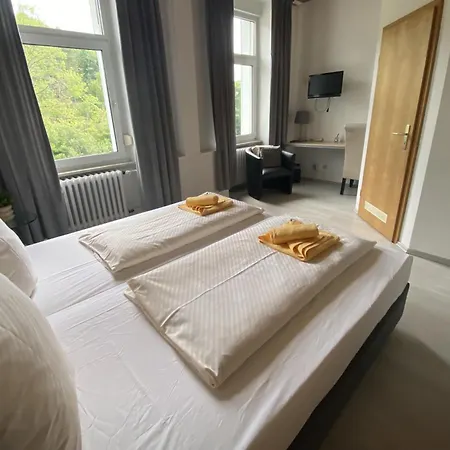 W Wolfsschlucht Hotel